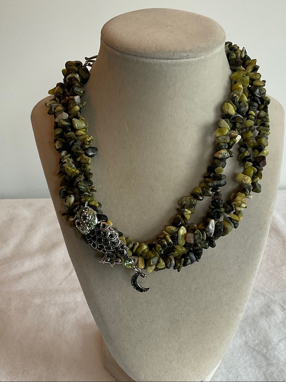 Chipped Stone Green Necklace With Owl